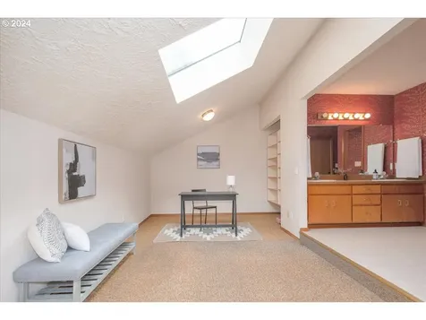 10324 Sw 14th Drive Portland OR 97219