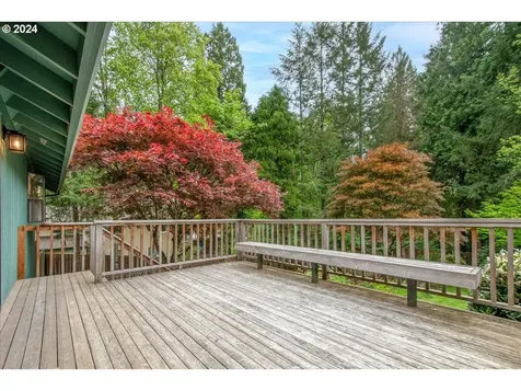10324 Sw 14th Drive Portland OR 97219
