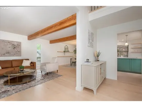 10324 Sw 14th Drive Portland OR 97219