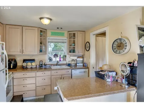 33800 NE Chamberlain Road Corbett OR 97019