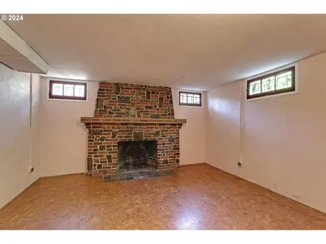 6003 Se Stephens Street Portland OR 97215