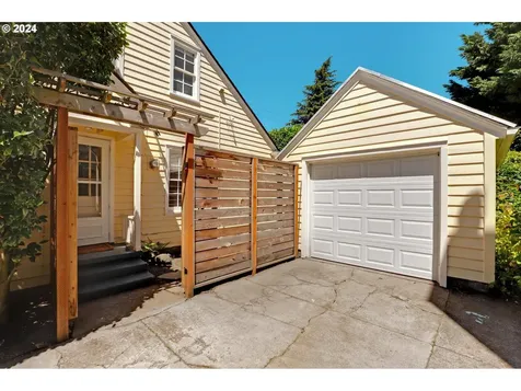 6003 Se Stephens Street Portland OR 97215