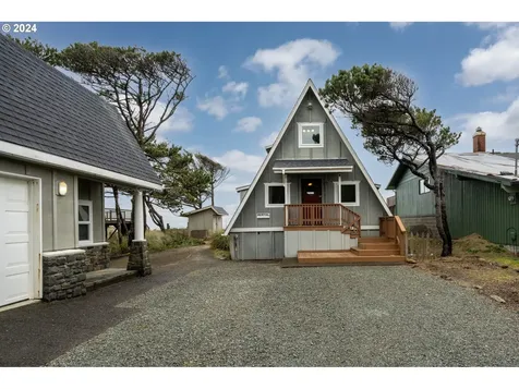 17820 Ocean Boulevard Rockaway Beach OR 97136