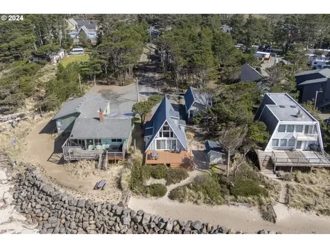 17820 Ocean Boulevard Rockaway Beach OR 97136