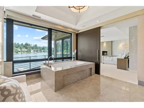 16819 Allen Road Lake Oswego OR 97035