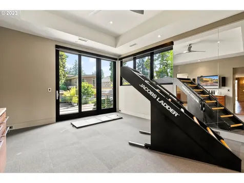 16819 Allen Road Lake Oswego OR 97035