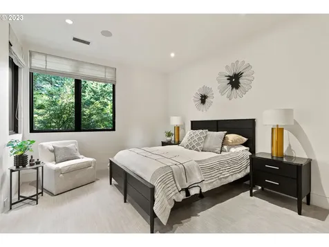 16819 Allen Road Lake Oswego OR 97035