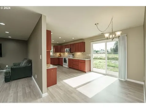 113 Terumi Lane Longview WA 98632