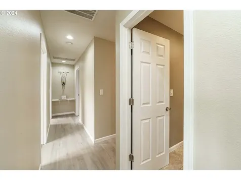 113 Terumi Lane Longview WA 98632