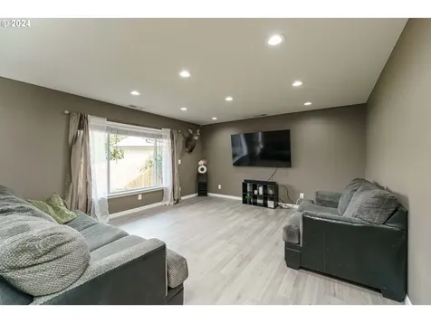 113 Terumi Lane Longview WA 98632