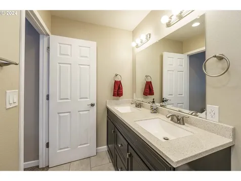 113 Terumi Lane Longview WA 98632