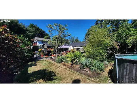 2064 Law Lane Eugene OR 97401