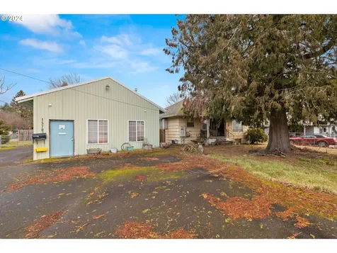 15707 Se Stark Street Portland OR 97233