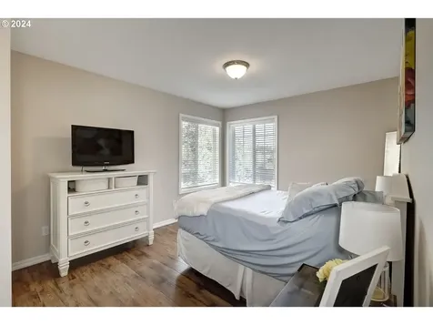 8033 SW Charlotte Drive Beaverton OR 97007