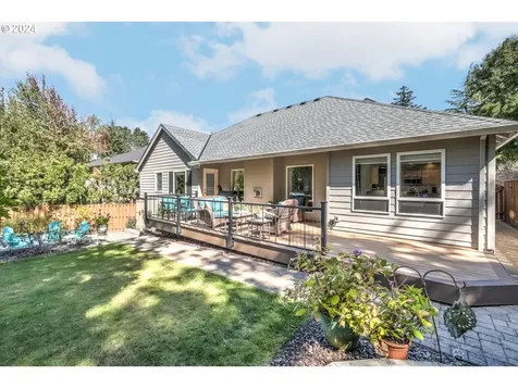 8033 SW Charlotte Drive Beaverton OR 97007