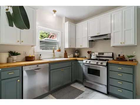 2414 Se 24th Avenue Portland OR 97214
