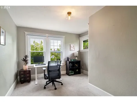 2414 Se 24th Avenue Portland OR 97214