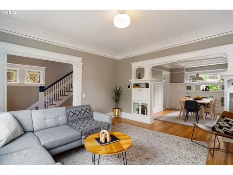 2414 Se 24th Avenue Portland OR 97214