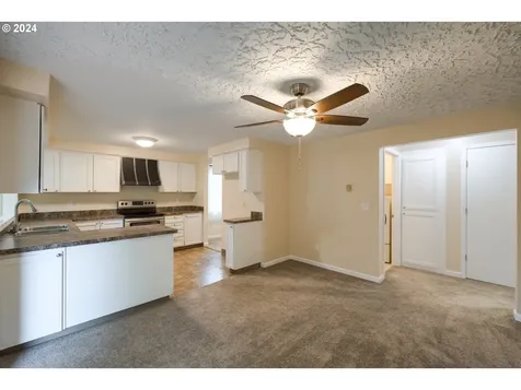 2104 Se 137th Court Vancouver WA 98683