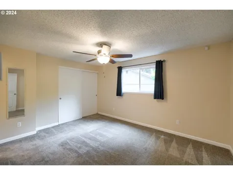 2104 Se 137th Court Vancouver WA 98683