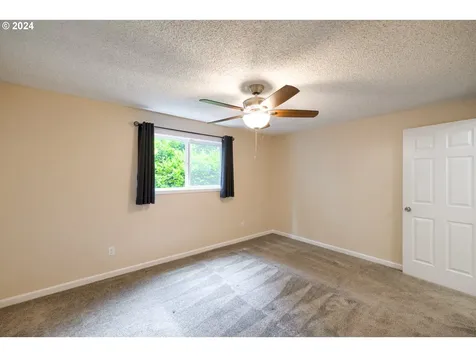 2104 Se 137th Court Vancouver WA 98683
