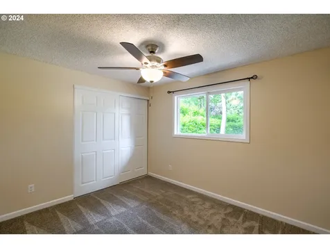2104 Se 137th Court Vancouver WA 98683