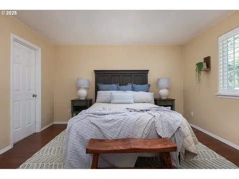 2477 NE 55th Court Lincoln City OR 97367