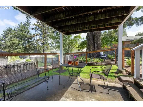 2477 NE 55th Court Lincoln City OR 97367