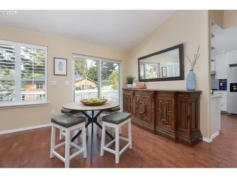 2477 NE 55th Court Lincoln City OR 97367