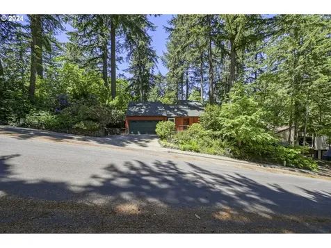 5070 Nectar Way Eugene OR 97405