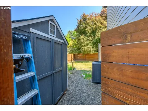 510 N School Street Newberg OR 97132