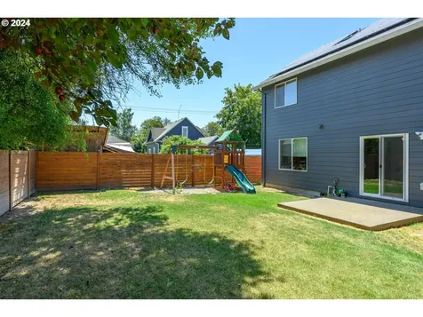 510 N School Street Newberg OR 97132