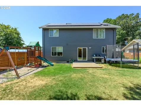 510 N School Street Newberg OR 97132