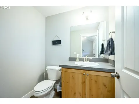 510 N School Street Newberg OR 97132