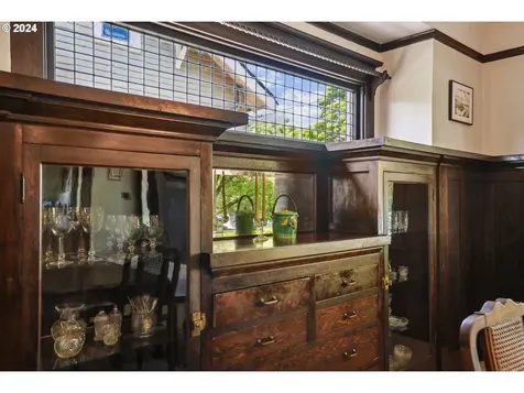 2324 Ne Mason Street Portland OR 97211