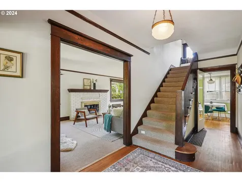 2324 Ne Mason Street Portland OR 97211
