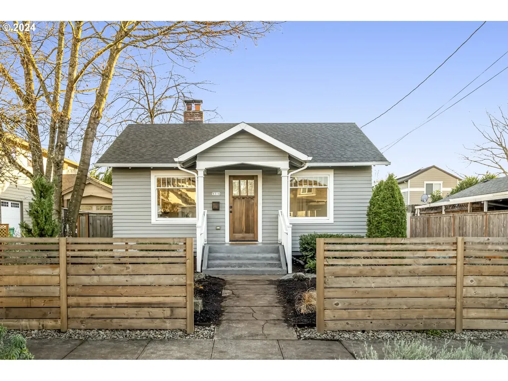 5310 SE Lafayette Street Portland OR 97206