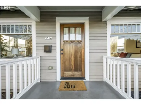 5310 SE Lafayette Street Portland OR 97206