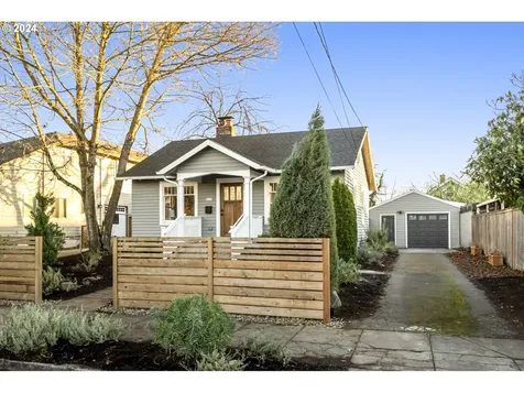 5310 SE Lafayette Street Portland OR 97206