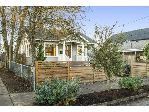 5310 SE Lafayette Street Portland OR 97206