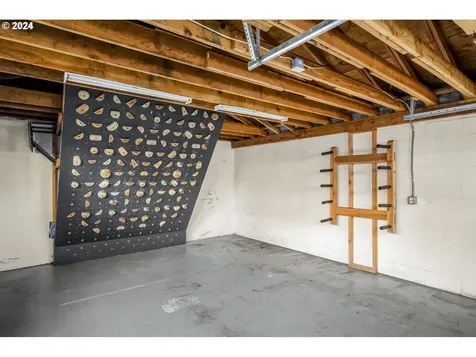5310 SE Lafayette Street Portland OR 97206