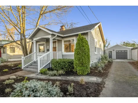 5310 SE Lafayette Street Portland OR 97206