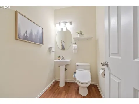 715 N Little Oak Street Newberg OR 97132