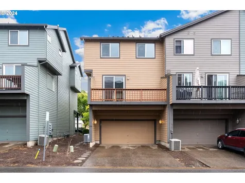 715 N Little Oak Street Newberg OR 97132