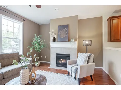 715 N Little Oak Street Newberg OR 97132