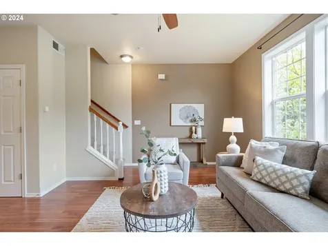 715 N Little Oak Street Newberg OR 97132