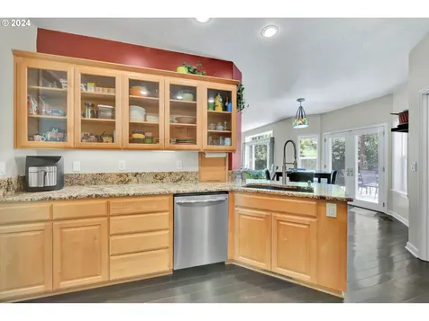 2860 Barbados Drive Eugene OR 97408