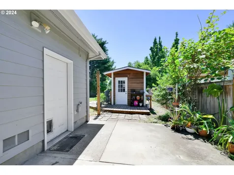 2860 Barbados Drive Eugene OR 97408