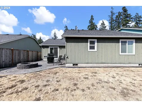 4859 Glacier Drive Springfield OR 97478