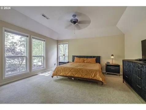 253 N Lotus Isle Drive Portland OR 97217